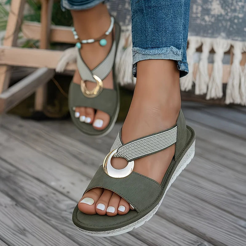 Lynne | Crossover Strap Flat Sandal