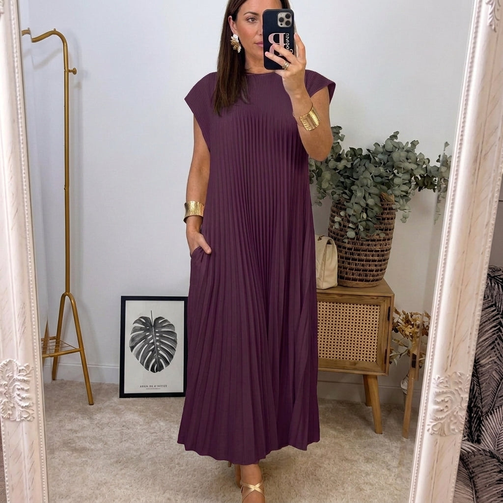 Lucy | Flowing Pleated Maxi Dress
