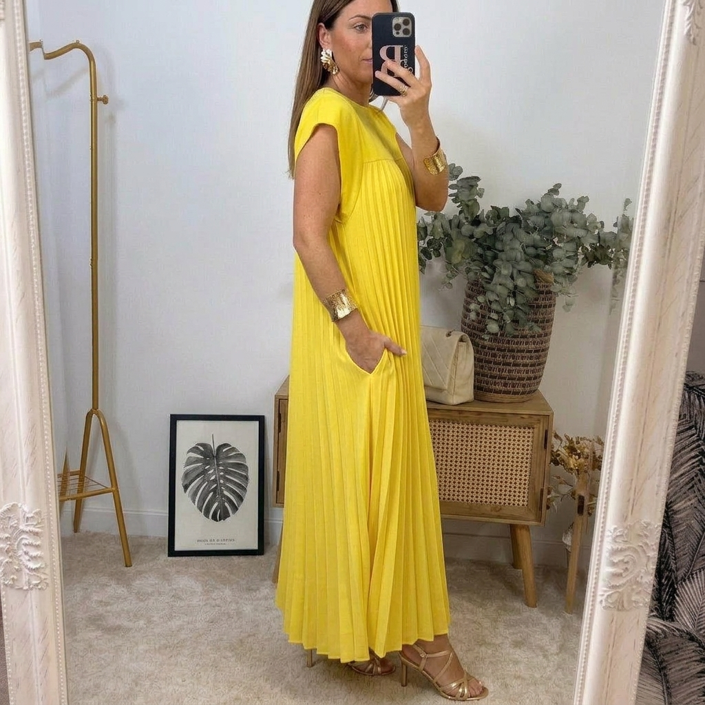Lucy | Flowing Pleated Maxi Dress