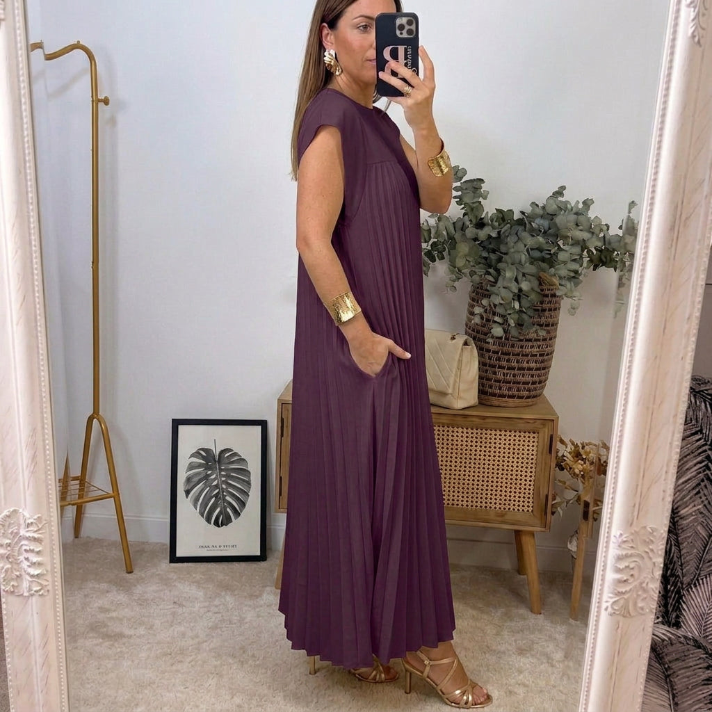 Lucy | Flowing Pleated Maxi Dress